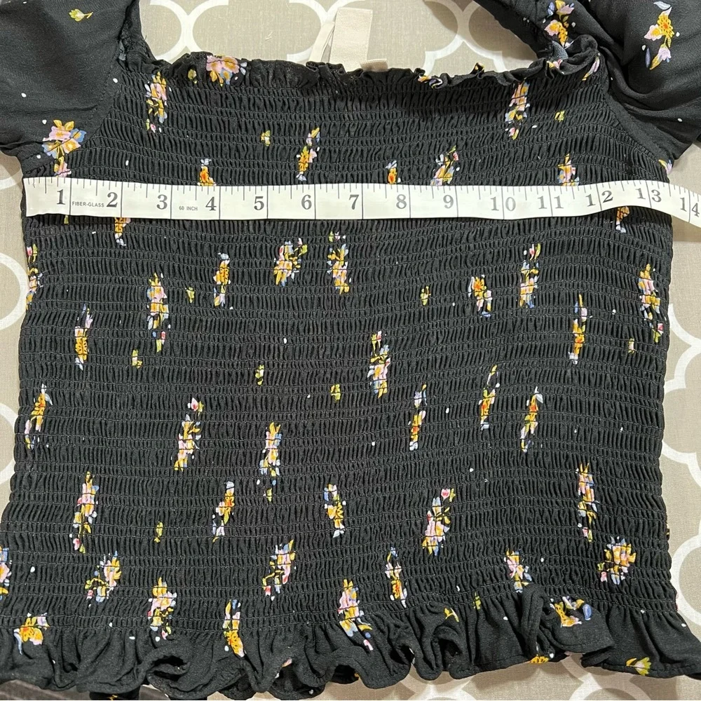 SOLD Anthropologie Dolan Pieta Balloon Sleeve Smocked Floral Blouse Large Black - Picture 11 of 11